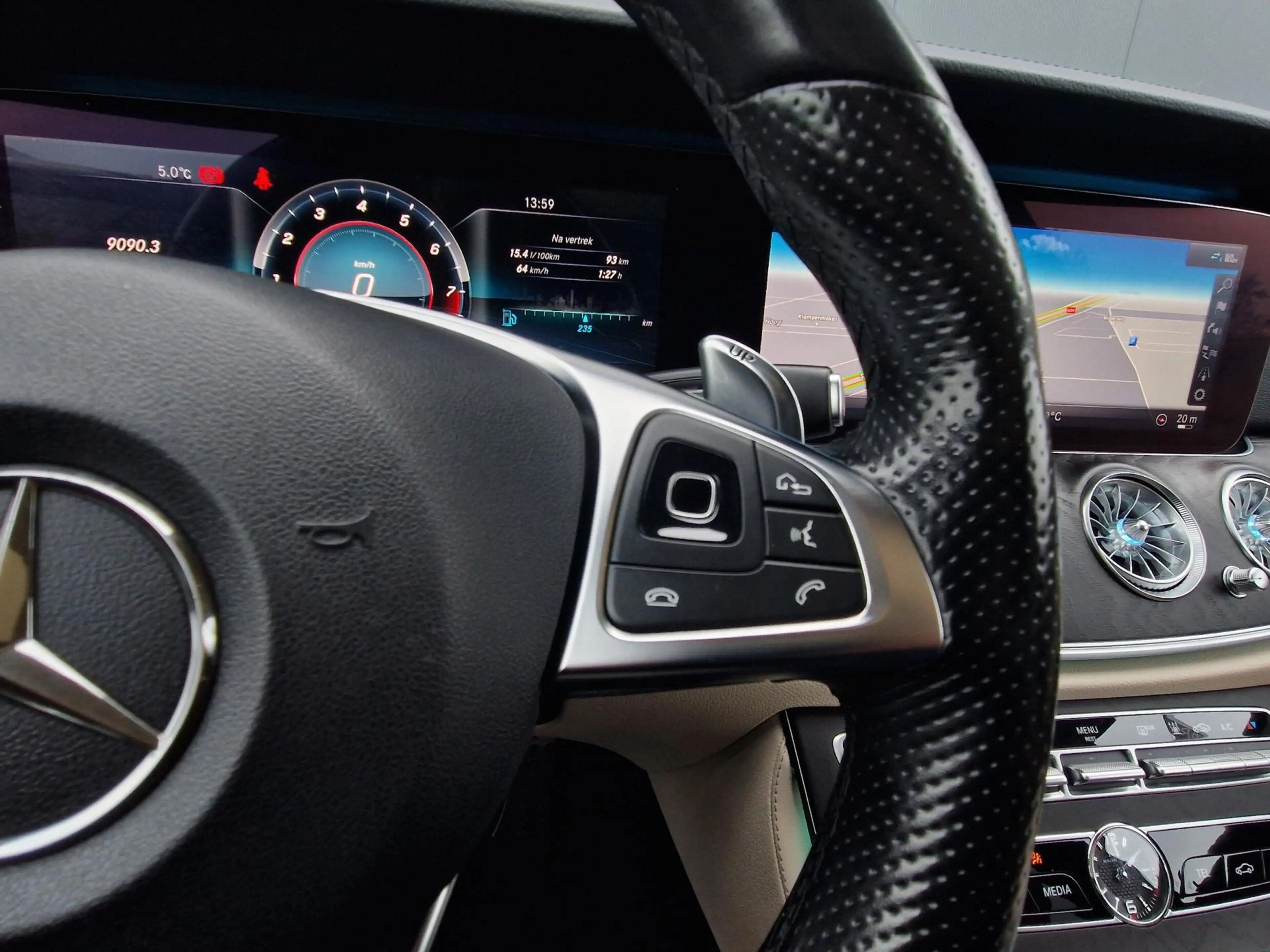 Mercedes-Benz E 63 AMG 4MATIC Premium Plus Akrapovic Full! — photo 24