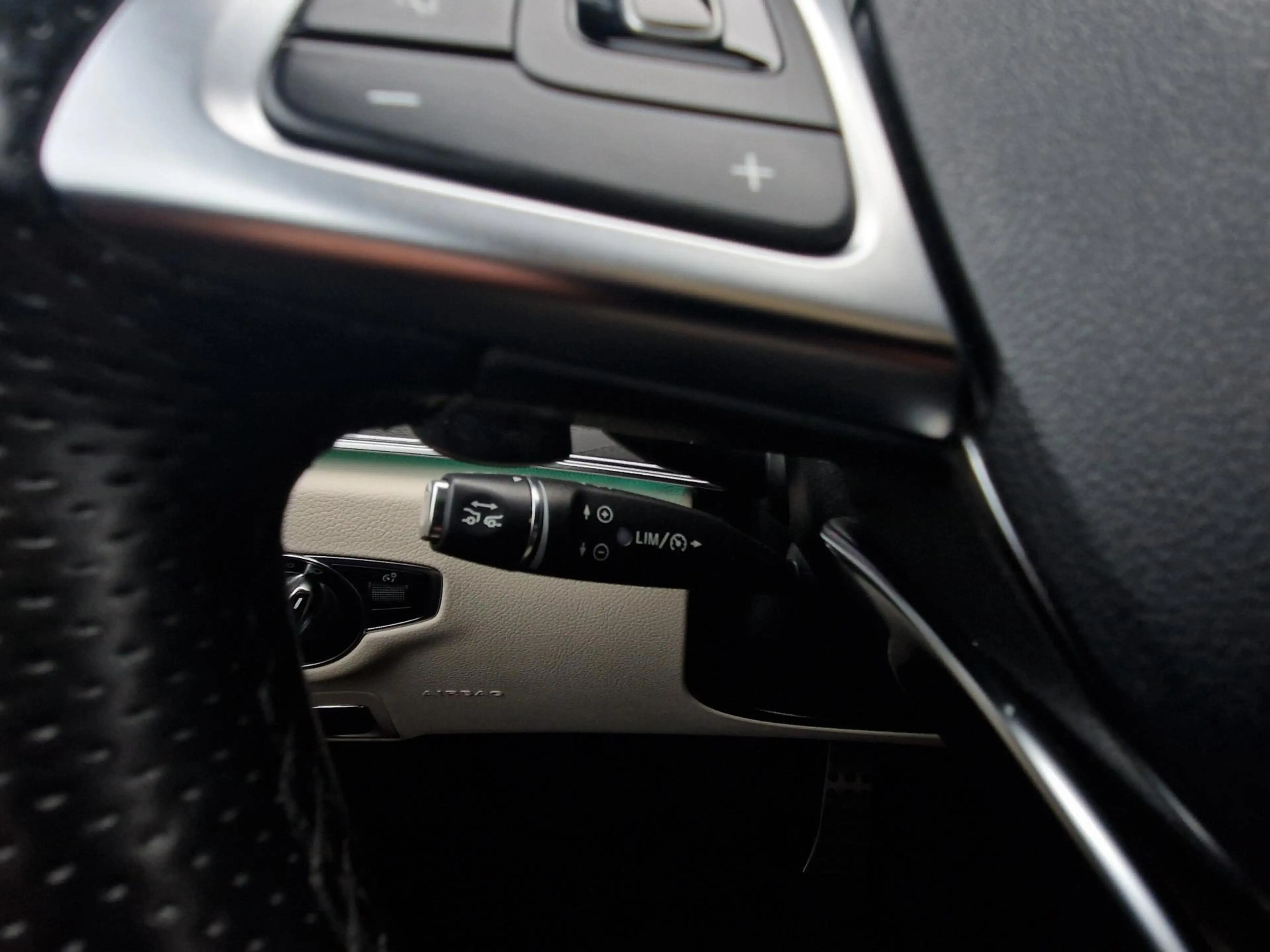 Mercedes-Benz E 63 AMG 4MATIC Premium Plus Akrapovic Full! — photo 25