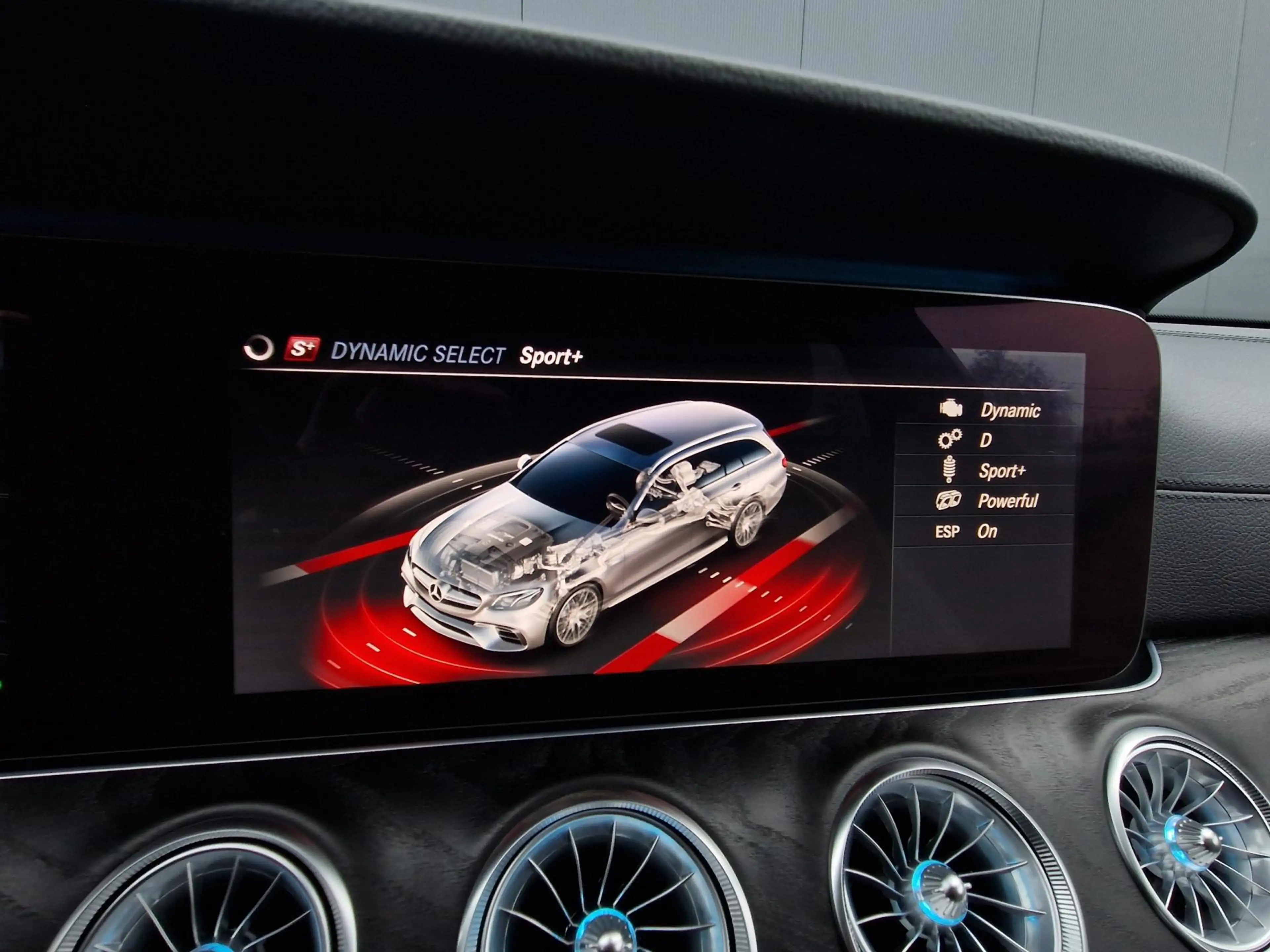 Mercedes-Benz E 63 AMG 4MATIC Premium Plus Akrapovic Full! — photo 32