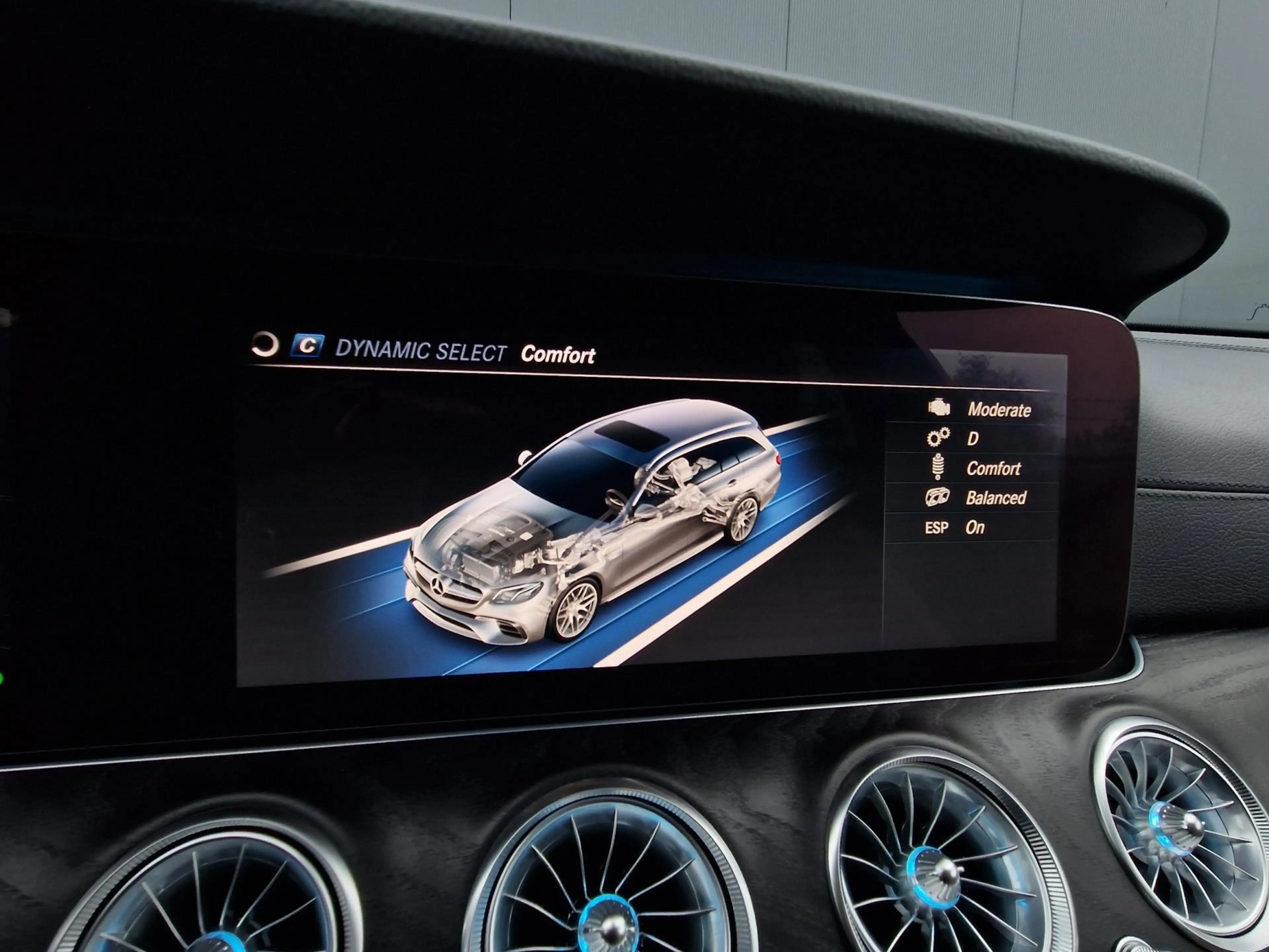 Mercedes-Benz E 63 AMG 4MATIC Premium Plus Akrapovic Full! — photo 34