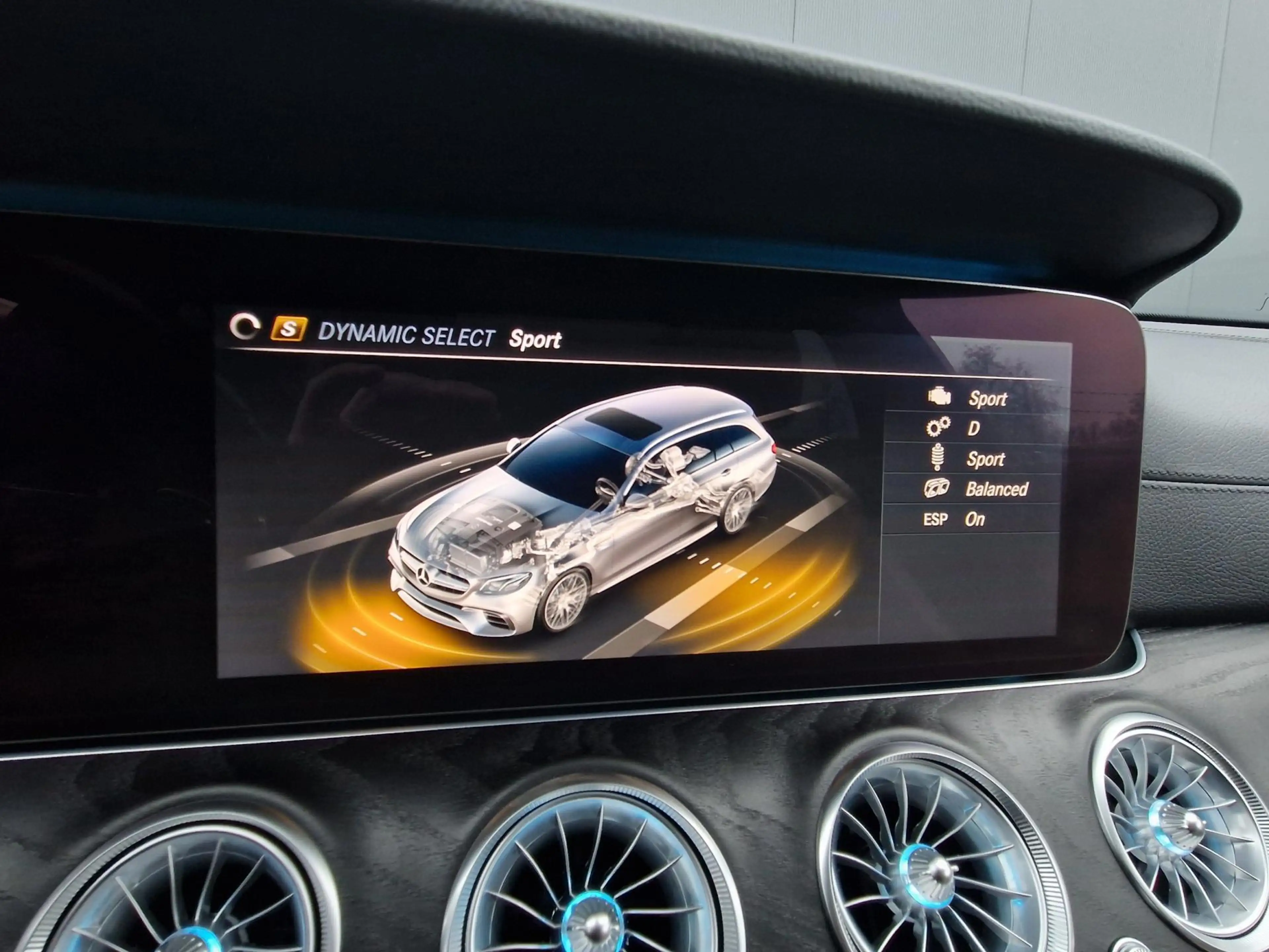 Mercedes-Benz E 63 AMG 4MATIC Premium Plus Akrapovic Full! — photo 33