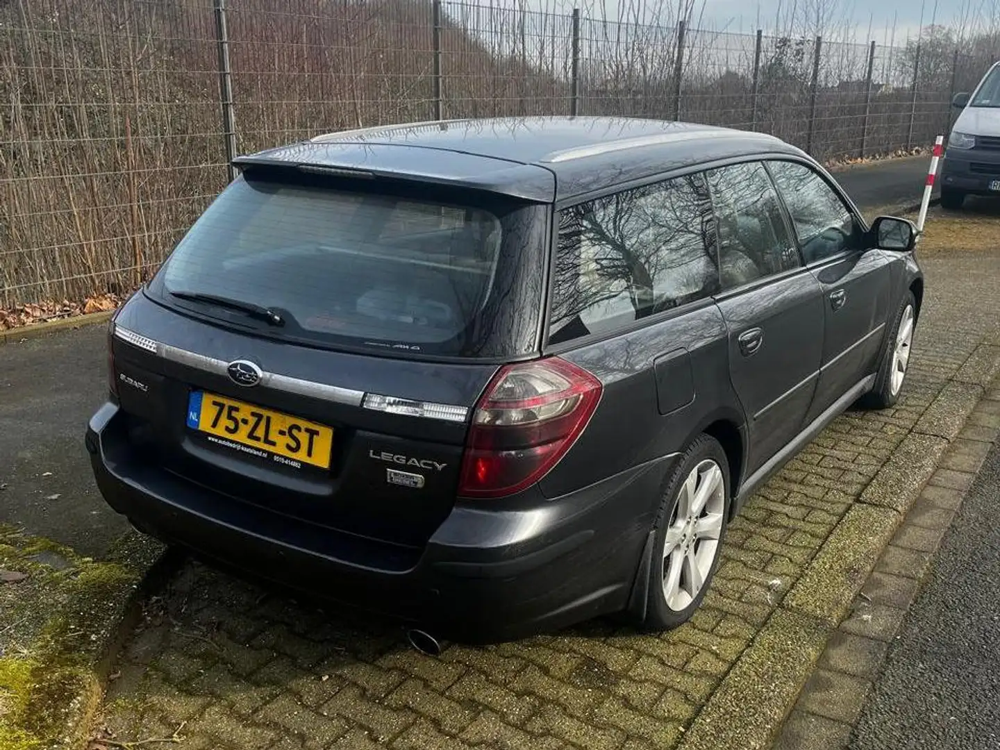 Subaru OUTBACK Outback 2.0D Comfort Сірий - 2