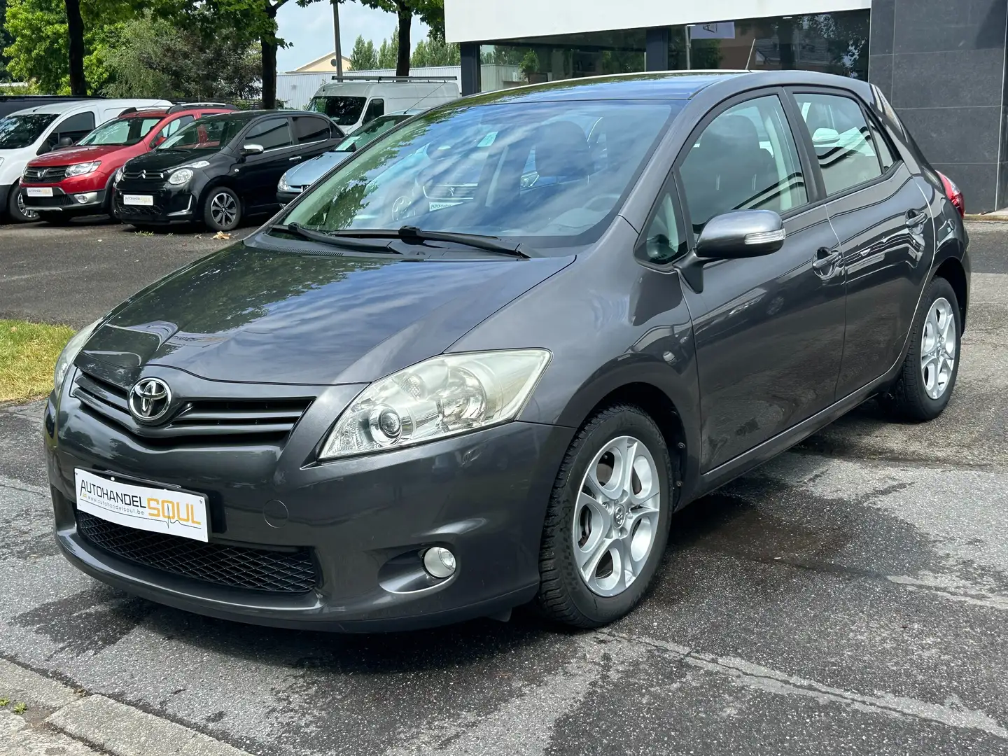 Toyota Auris 1.3i, 2011, 117.620km, Airco, Keuring, 1j Garantie Grijs - 1