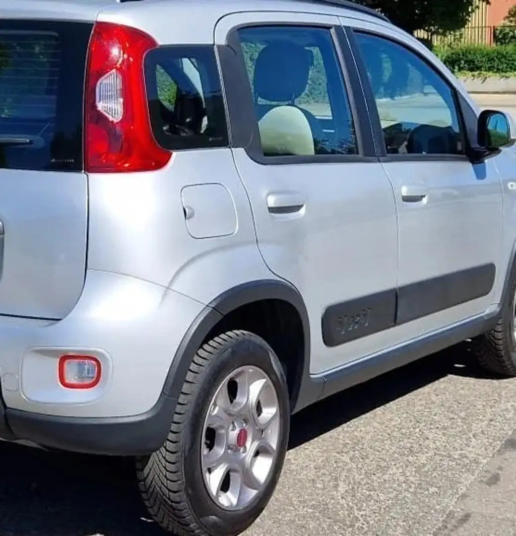 Fiat Panda Panda 0.9 Twinair Start&Stopp 4x4 Silber - 1