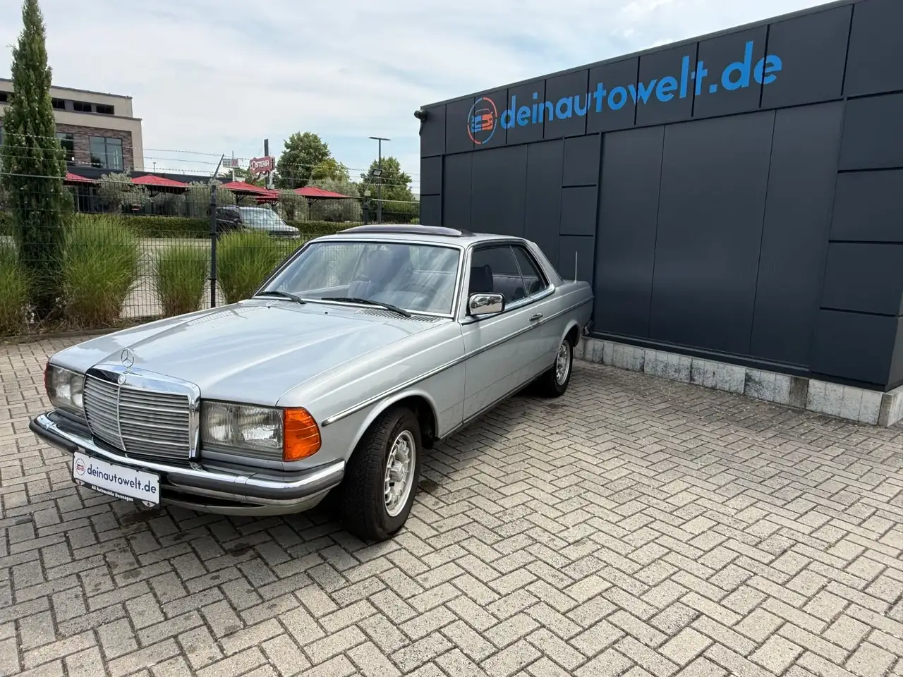 Mercedes-Benz C 230 *Automatik, foto 1