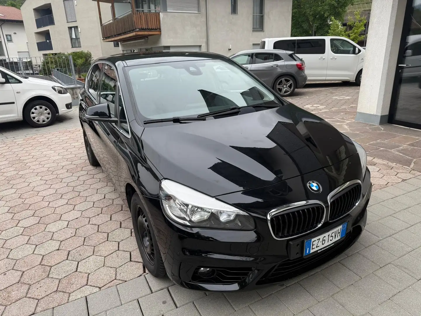 BMW 218 ACTIVE TOURER SPORT Nero - 2