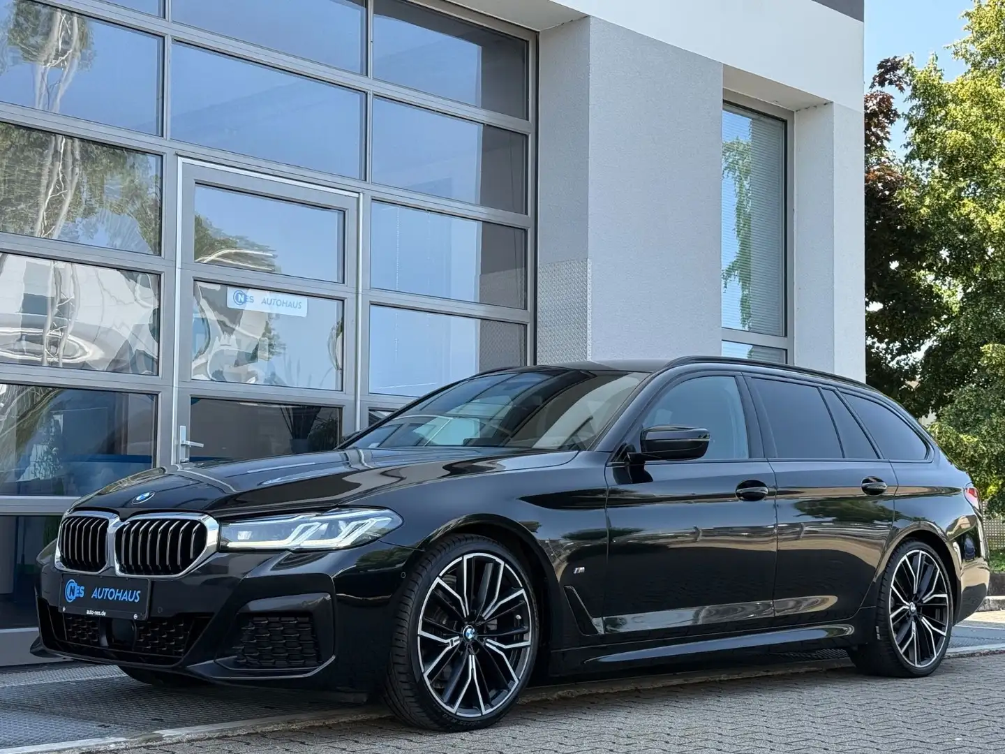 BMW 520 d xDr*ACC*M SPORT*LASER*HEAD UP*KAM*KEY*20' Noir - 1