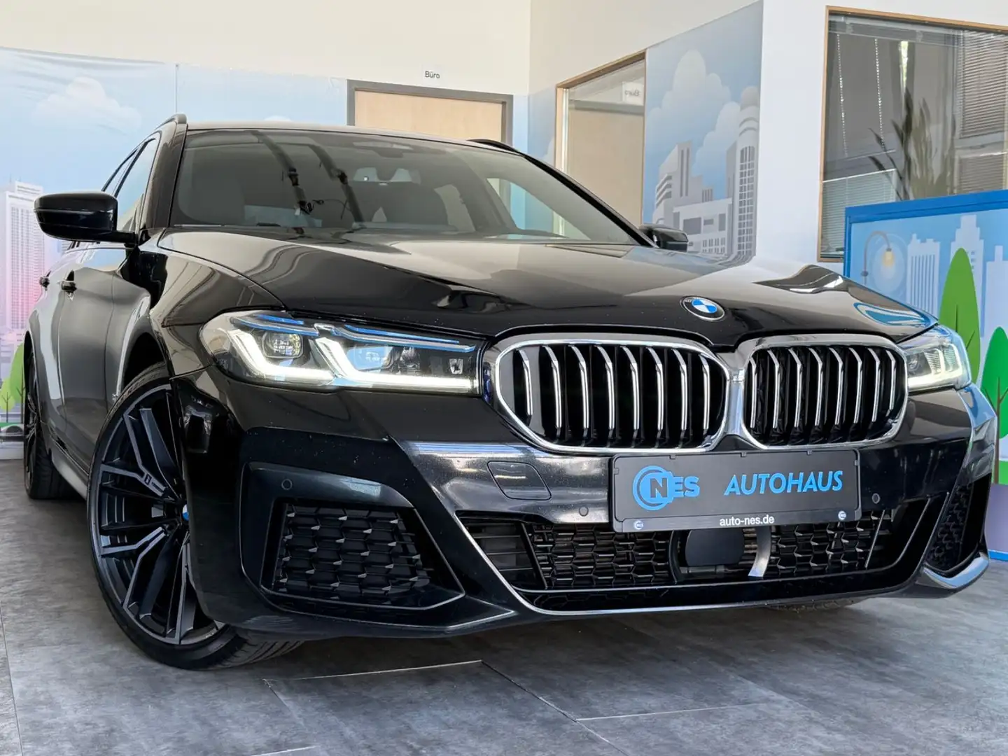 BMW 520 d xDr*ACC*M SPORT*LASER*HEAD UP*KAM*KEY*20' Noir - 2