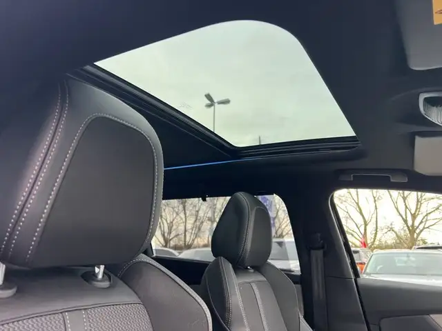 Peugeot 5008 view 11