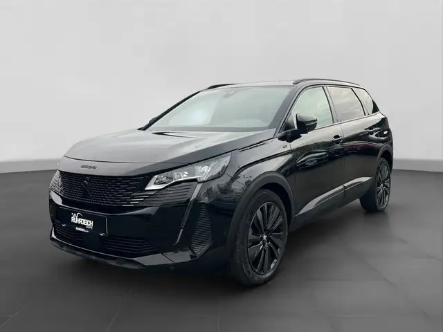 Peugeot 5008 main image