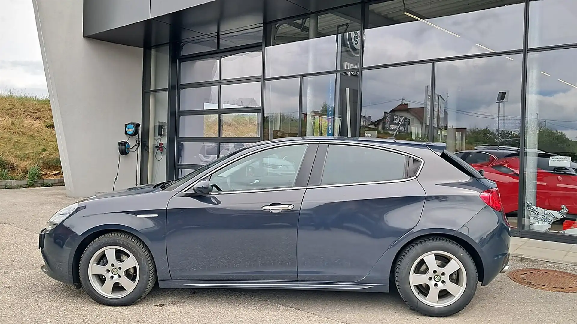 Alfa Romeo Giulietta Super 1,6 JTDM-2 TCT Grau - 2