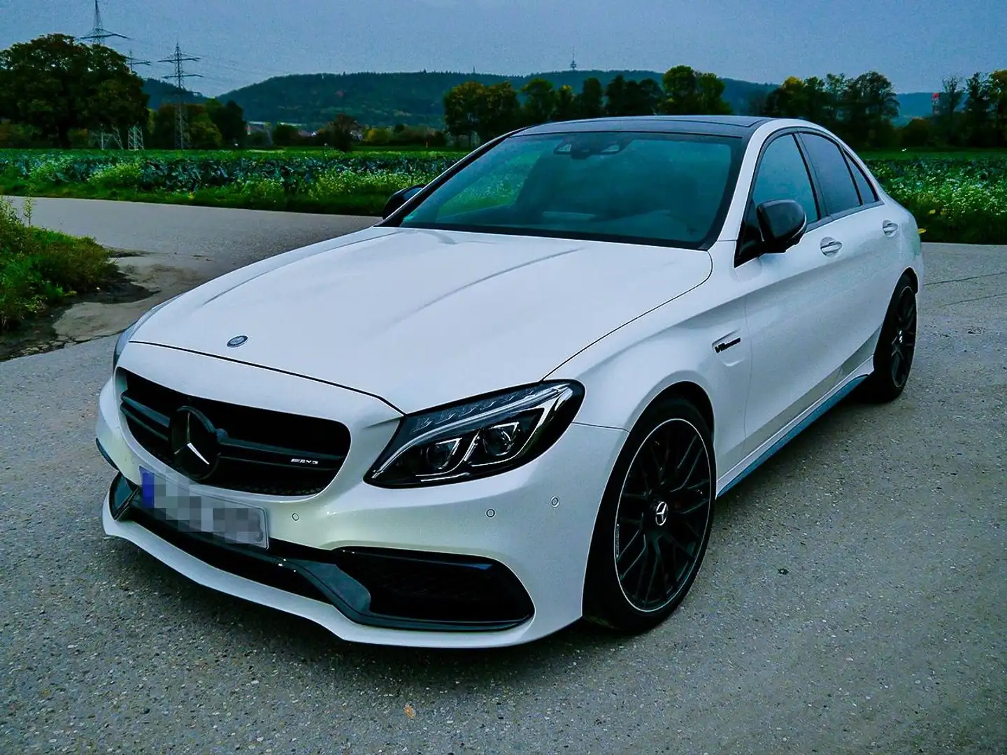 Mercedes-Benz C 63 AMG S,Head-up,*360 Grad,PANO-Dach,Sport,Sportsitze - 1