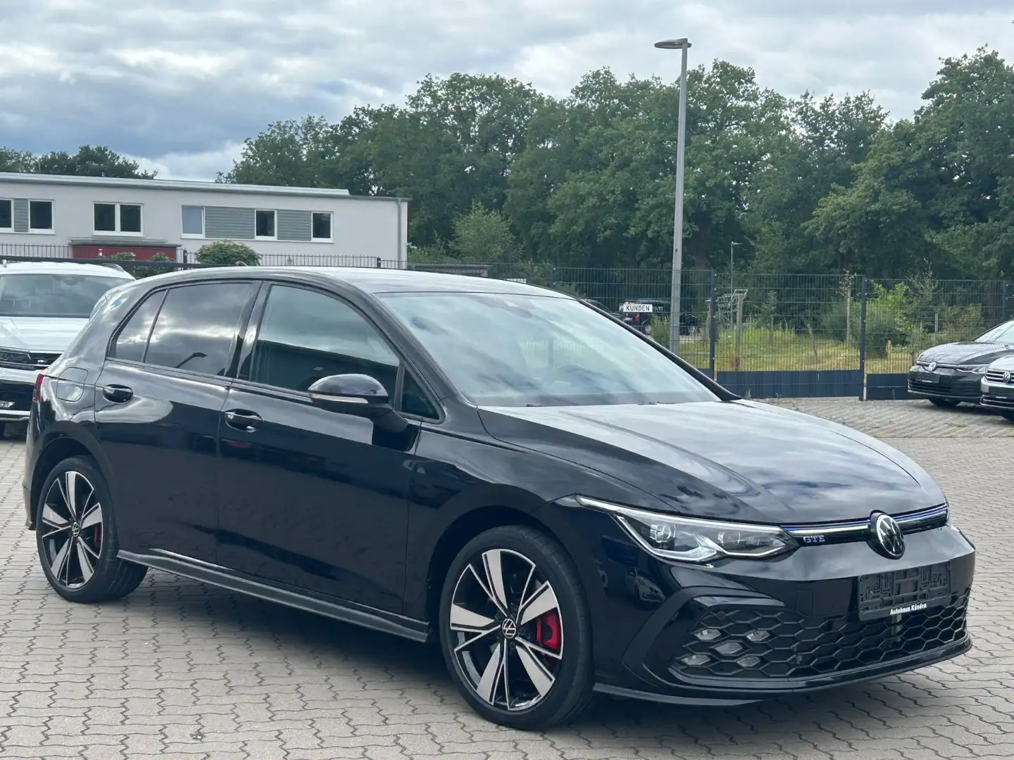 Volkswagen Golf VIII Lim. GTE eHybrid°ACC°RFK°IQ°AHK° Schwarz - 2