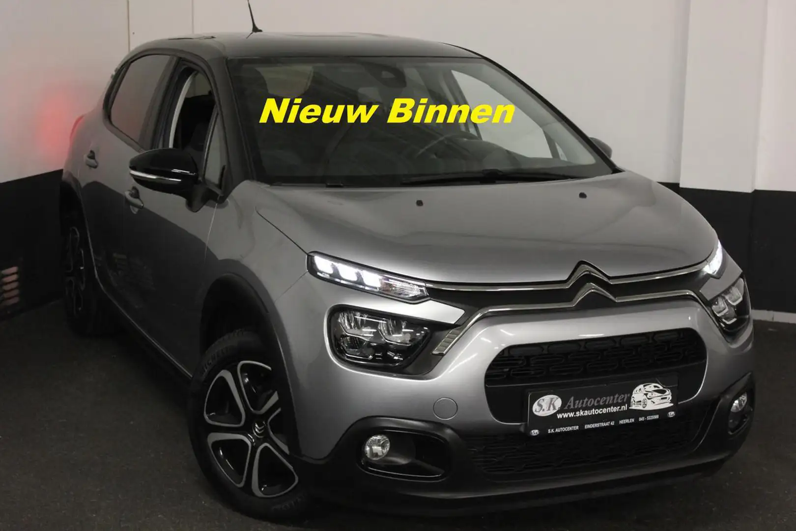 Citroen C3 1E EIGENAAR 1.2 PURETECH 82 S&S STYLE BI-TONE Gris - 1