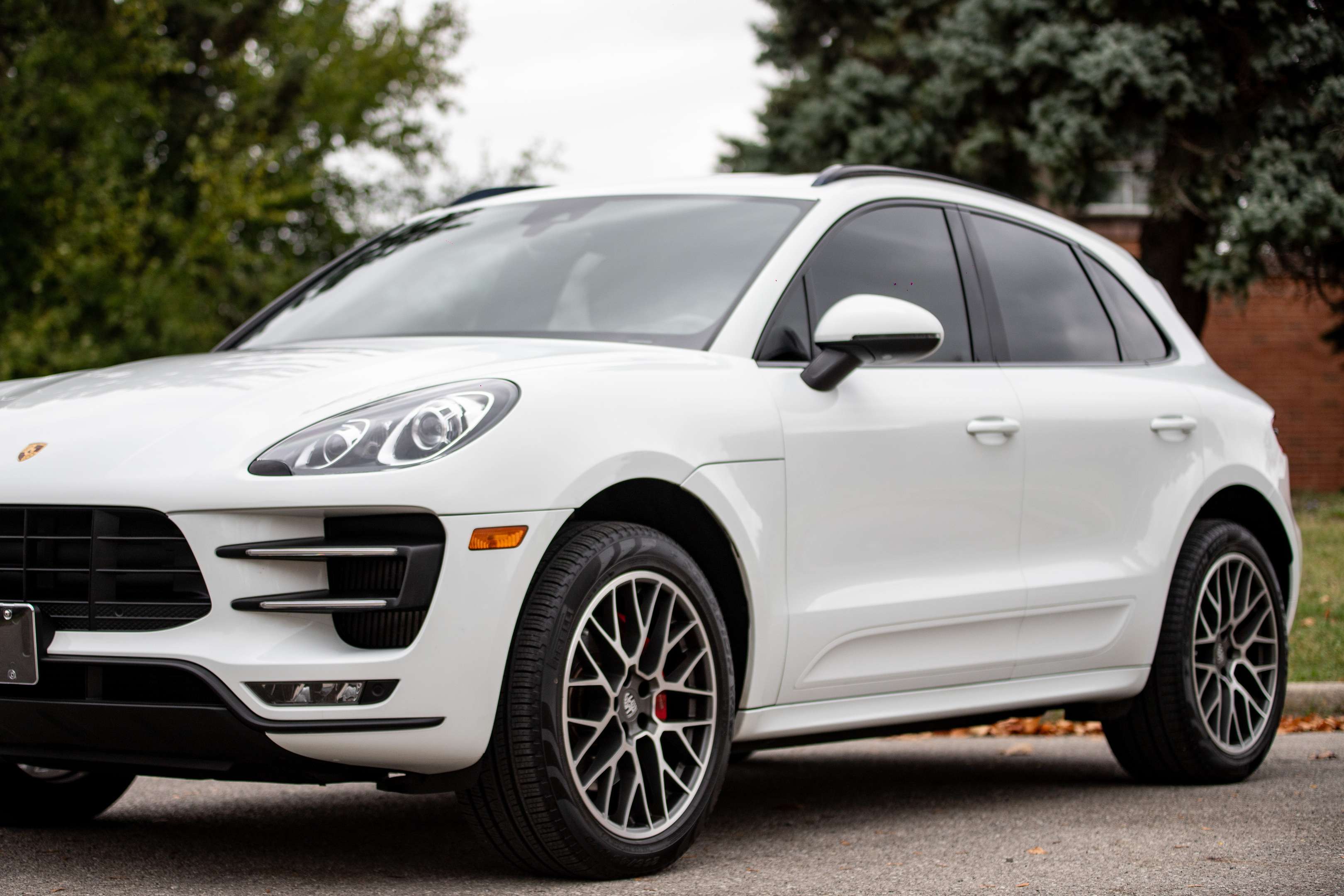 2017 Porsche Macan Turbo, Premium Plus, $26,000 in options, 1 of 290 thumb 11