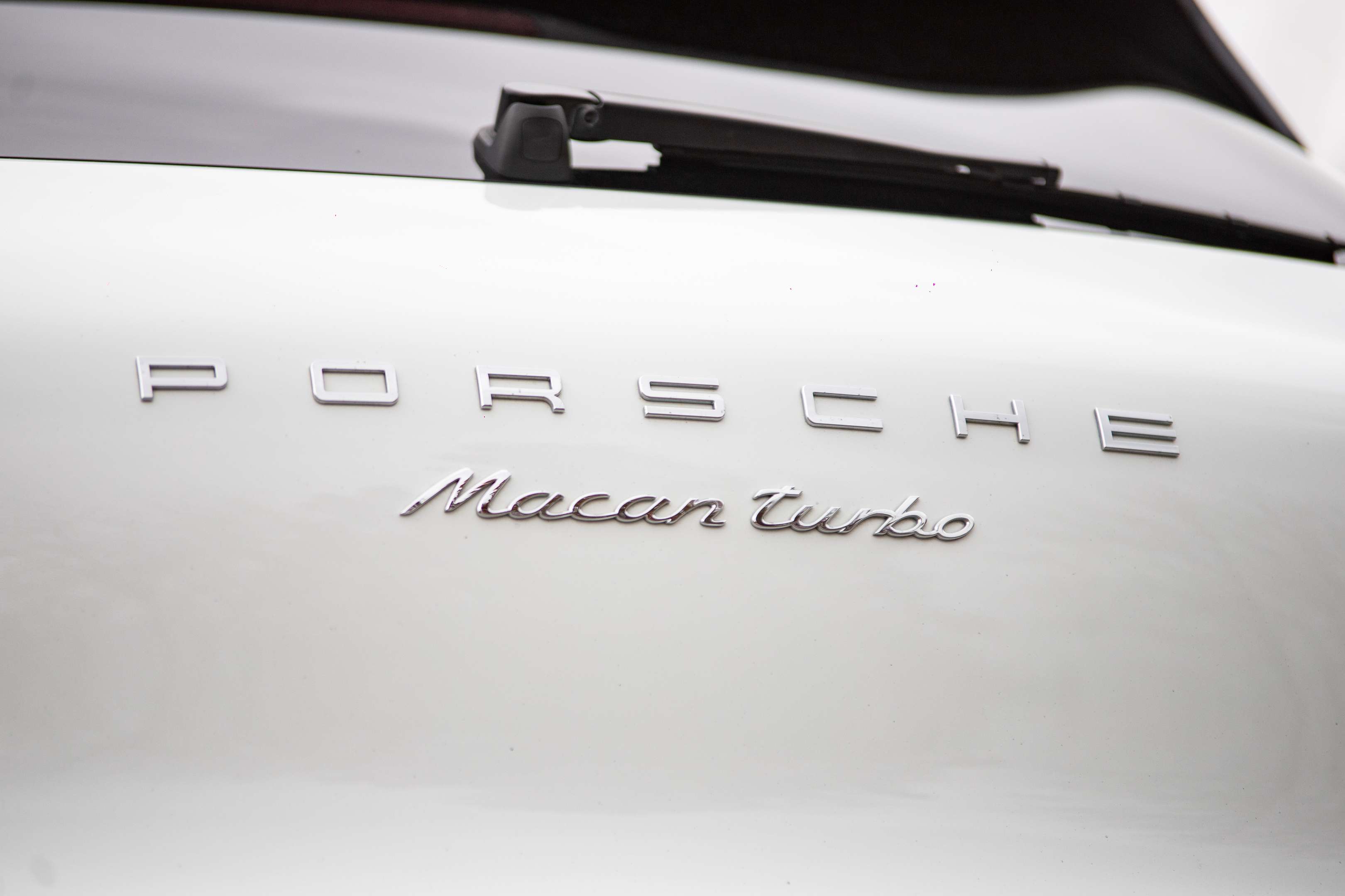 2017 Porsche Macan Turbo, Premium Plus, $26,000 in options, 1 of 290 thumb 19
