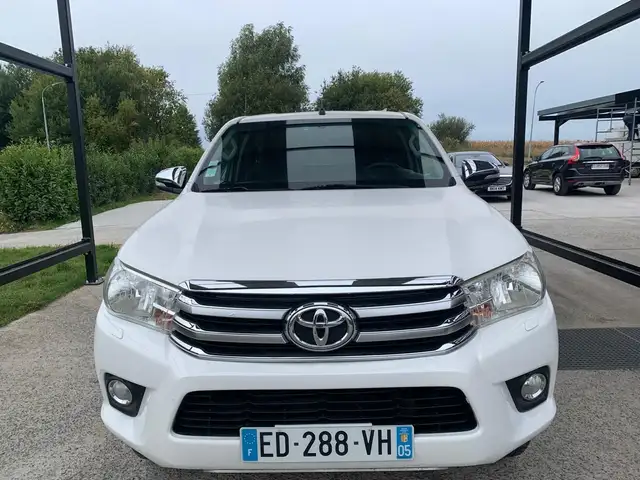 Toyota Hilux 2.4 D-4D 4WD Active extra cabine