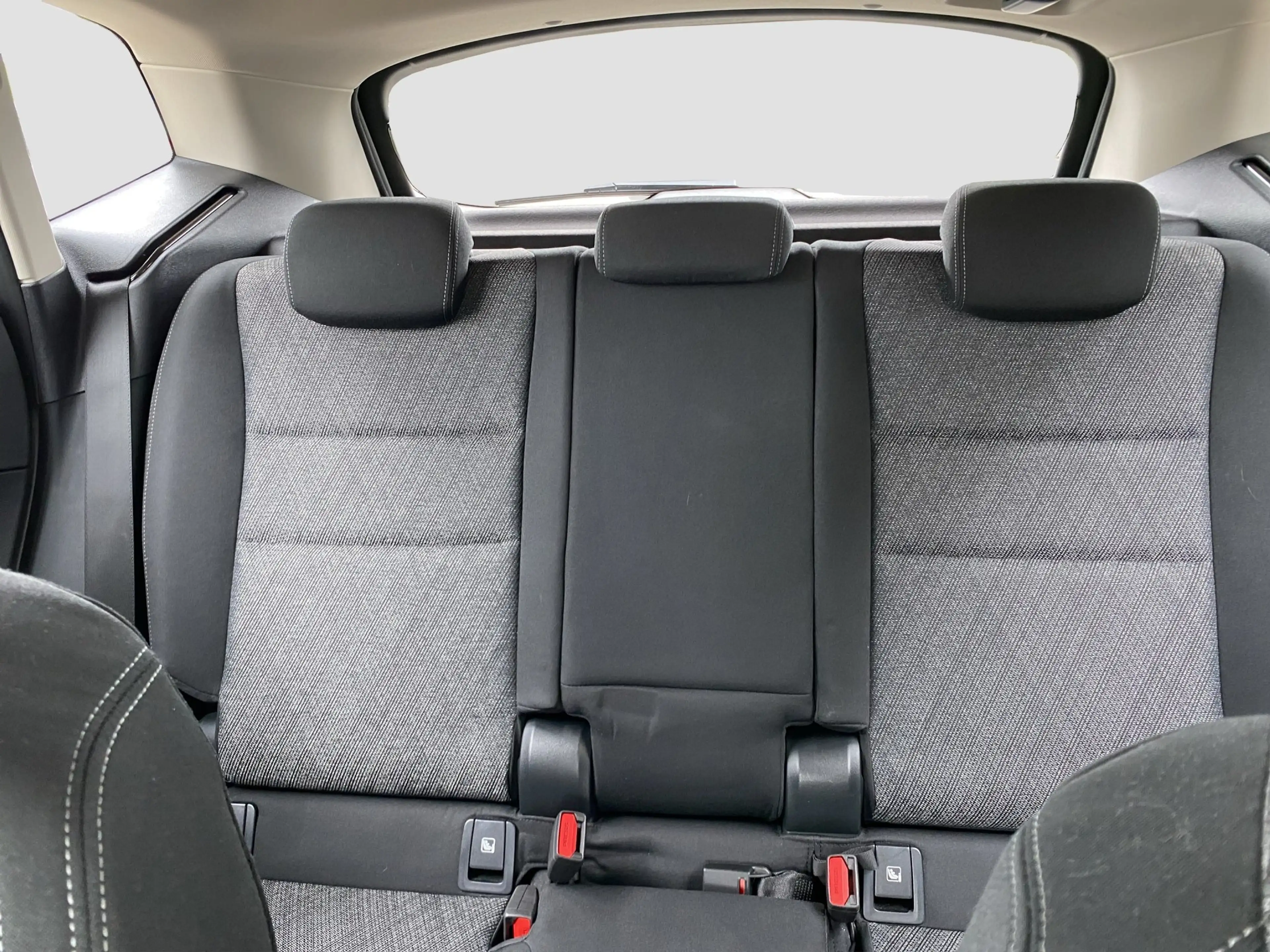 BMW 220 i Active Tourer ACC LED SpurAss AHK HUD HiFi — photo 15