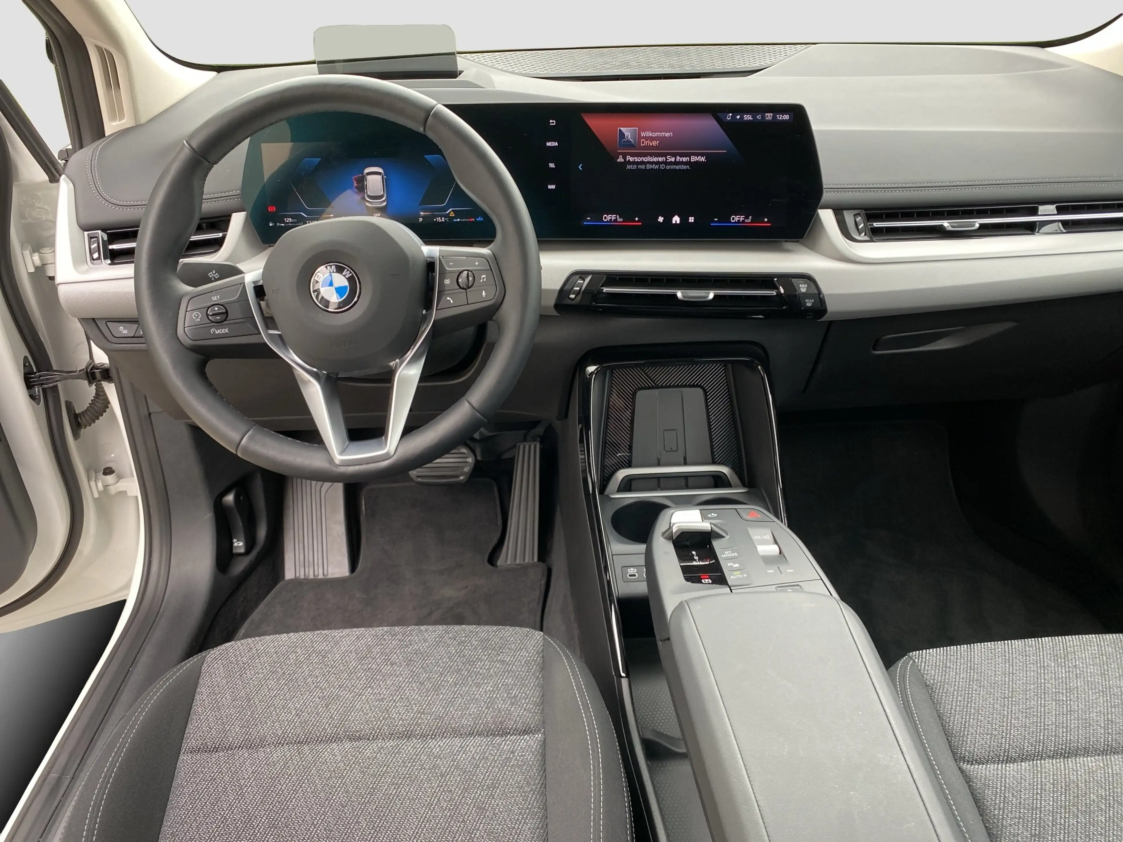 BMW 220 i Active Tourer ACC LED SpurAss AHK HUD HiFi — photo 12