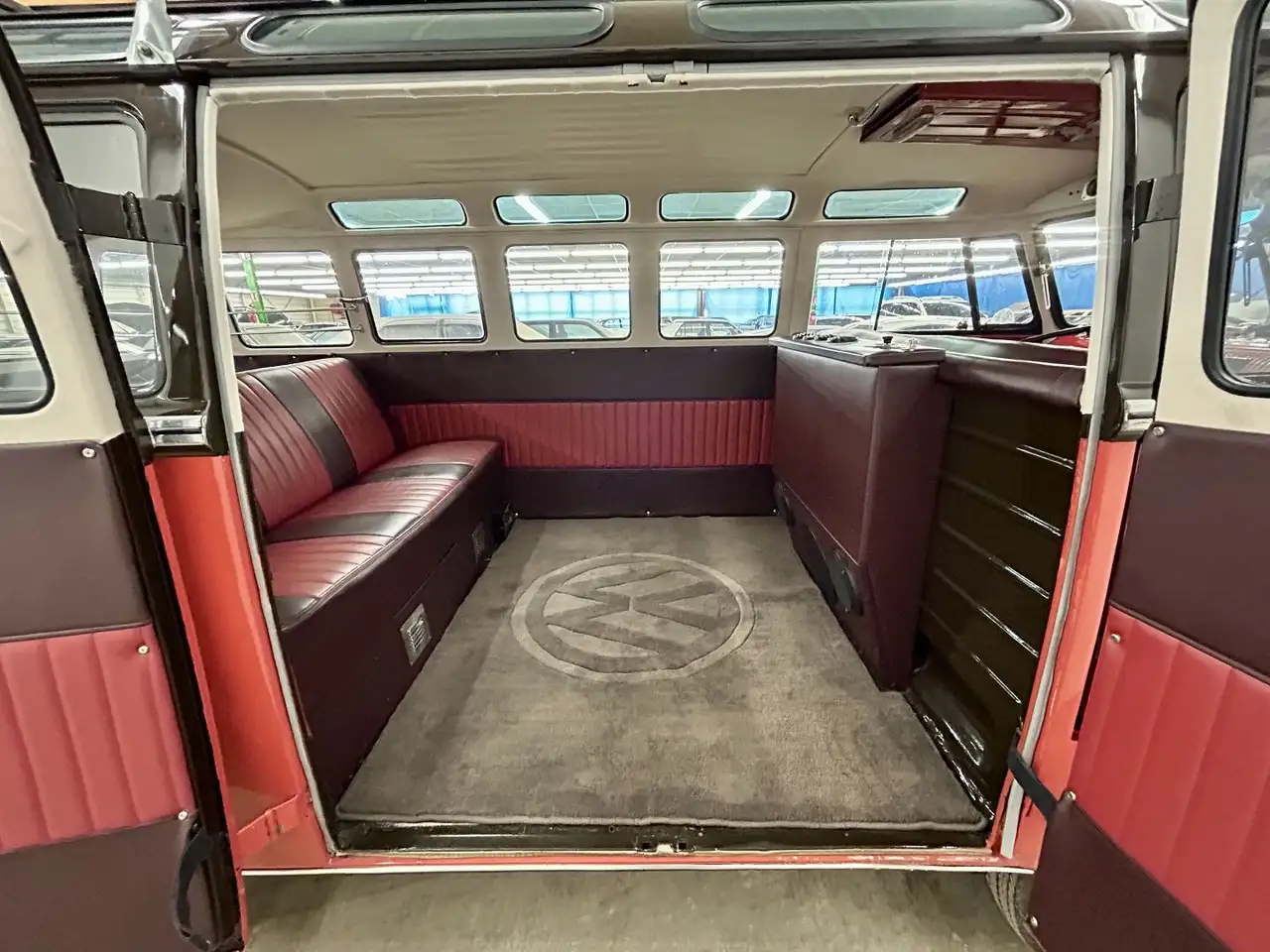 Volkswagen T1 Microbus De luxe 23 WINDOWS, foto 11