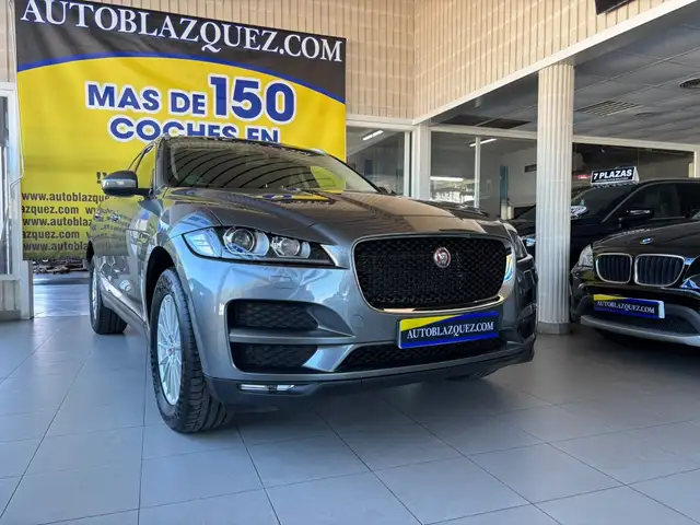 Jaguar F-Pace 2.0i4D Prestige Aut. AWD 180