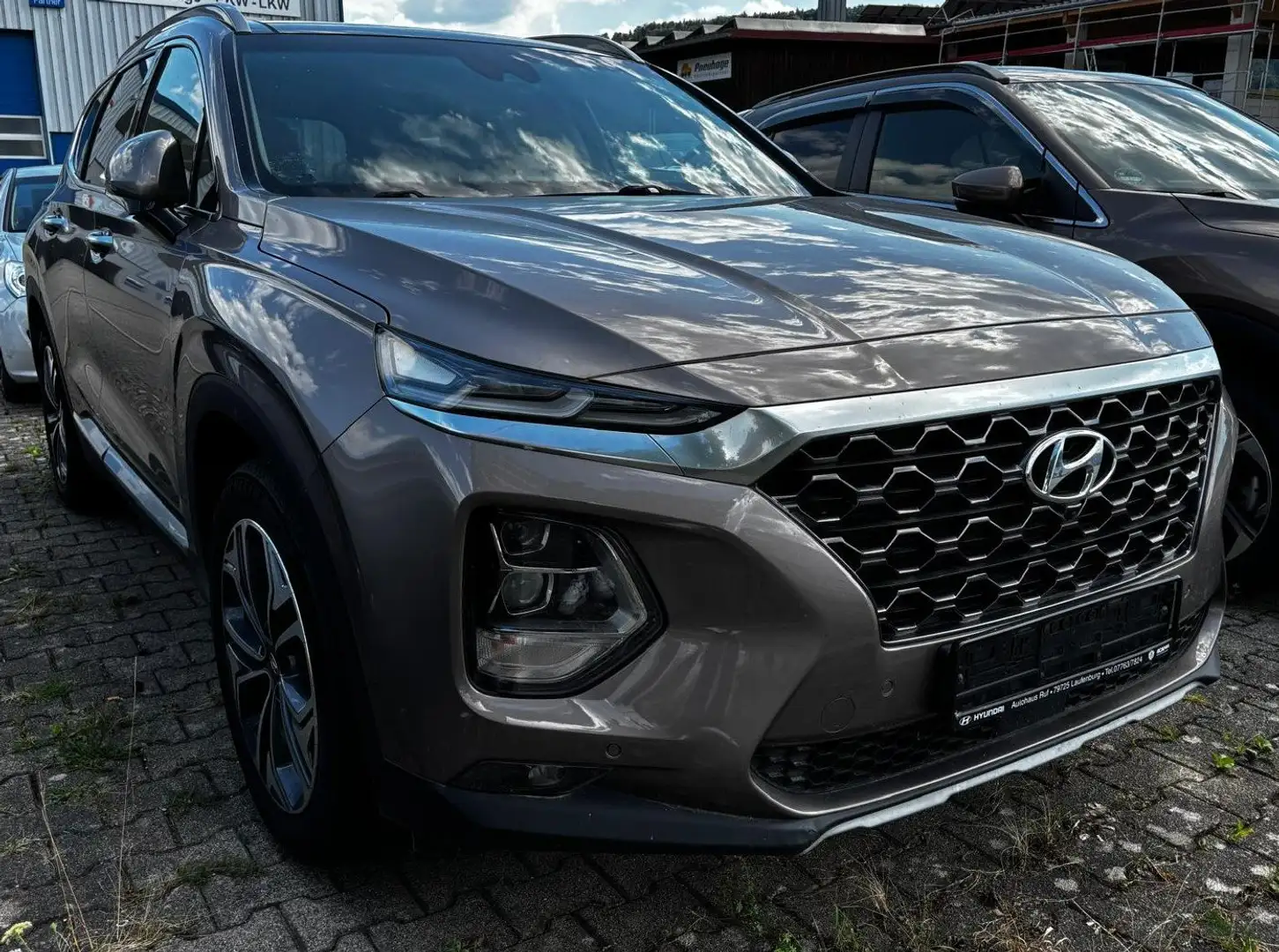 Hyundai SANTA FE 2.2 CRDi 4WD Automatik SEVEN Premium Bronze - 2