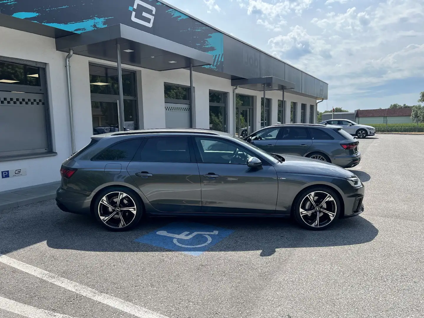 Audi A4 40 TDI Q 3X SLINE DAYTONA BLACK EDITION VIRTUAL A Grau - 2