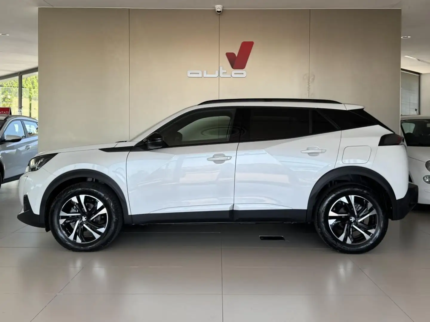 Peugeot 2008 PureTech 100 S&S Allure Bianco - 1