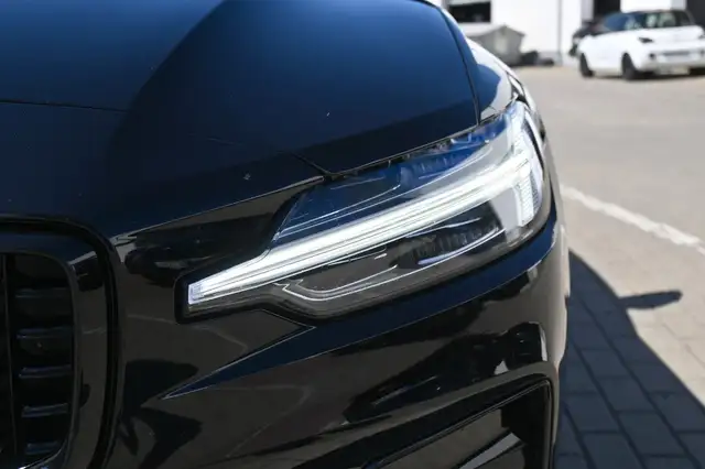 Volvo V60 view 10