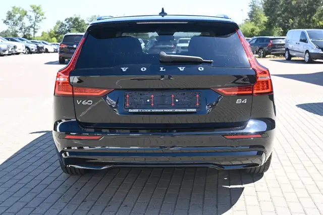 Volvo V60 view 4
