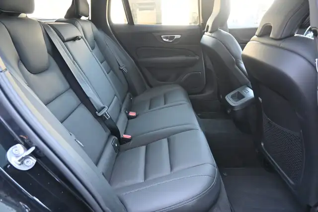 Volvo V60 view 15