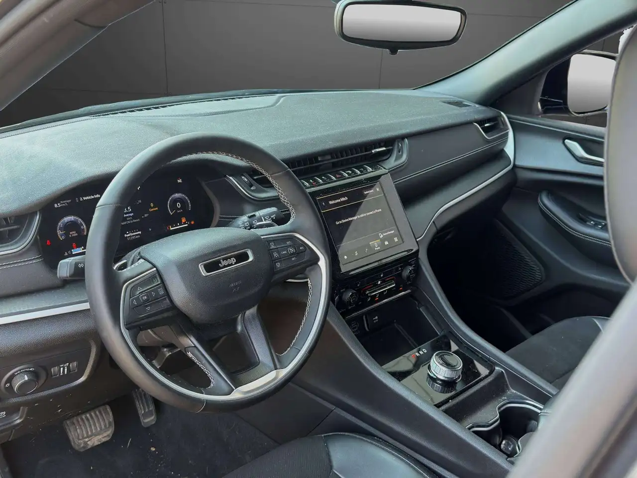 Jeep Grand Cherokee снимка Jeep Grand Cherokee