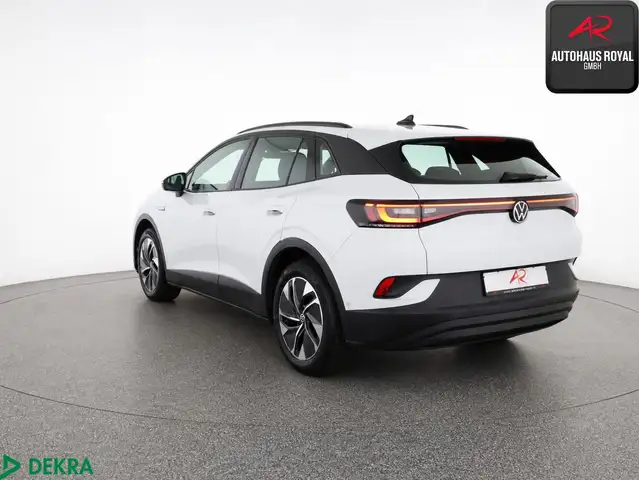 Volkswagen Id.4 view 3