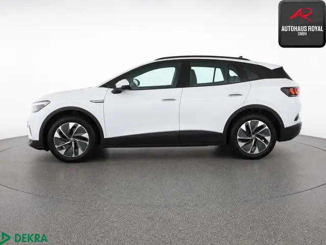 Volkswagen Id.4 view 2