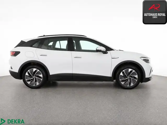 Volkswagen Id.4 view 6