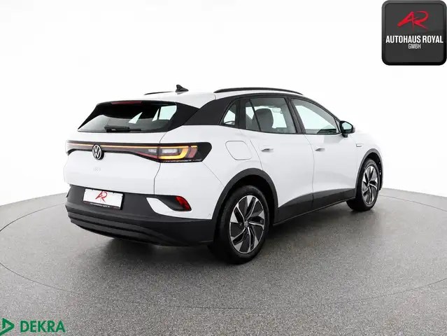 Volkswagen Id.4 view 5