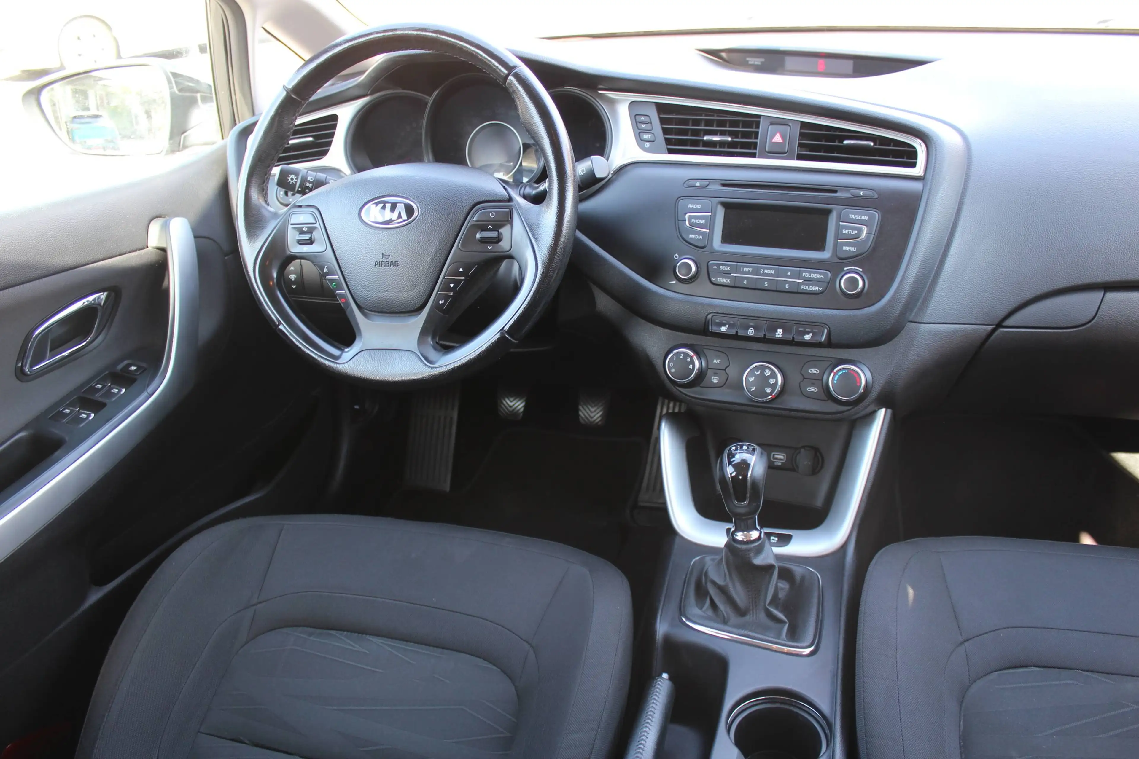 Kia Ceed / cee'd Edition 7 * TÜV NEU * — photo 9