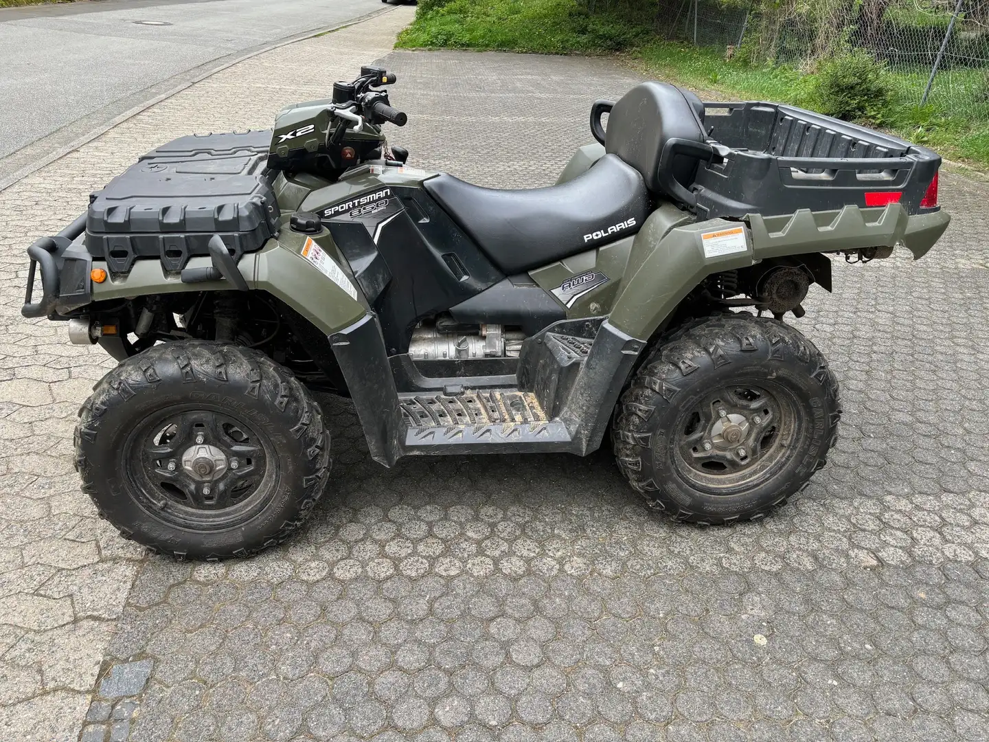 Polaris Sportsman 850 ATV Rough Terrain Grün - 1