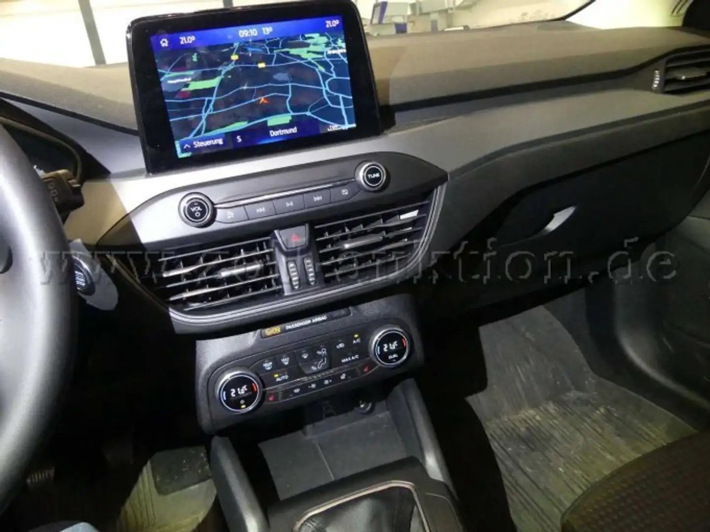 Ford Focus C&C+TW+ACC+LED+Winter+RFK+PPS+Euro6 Silber - 2