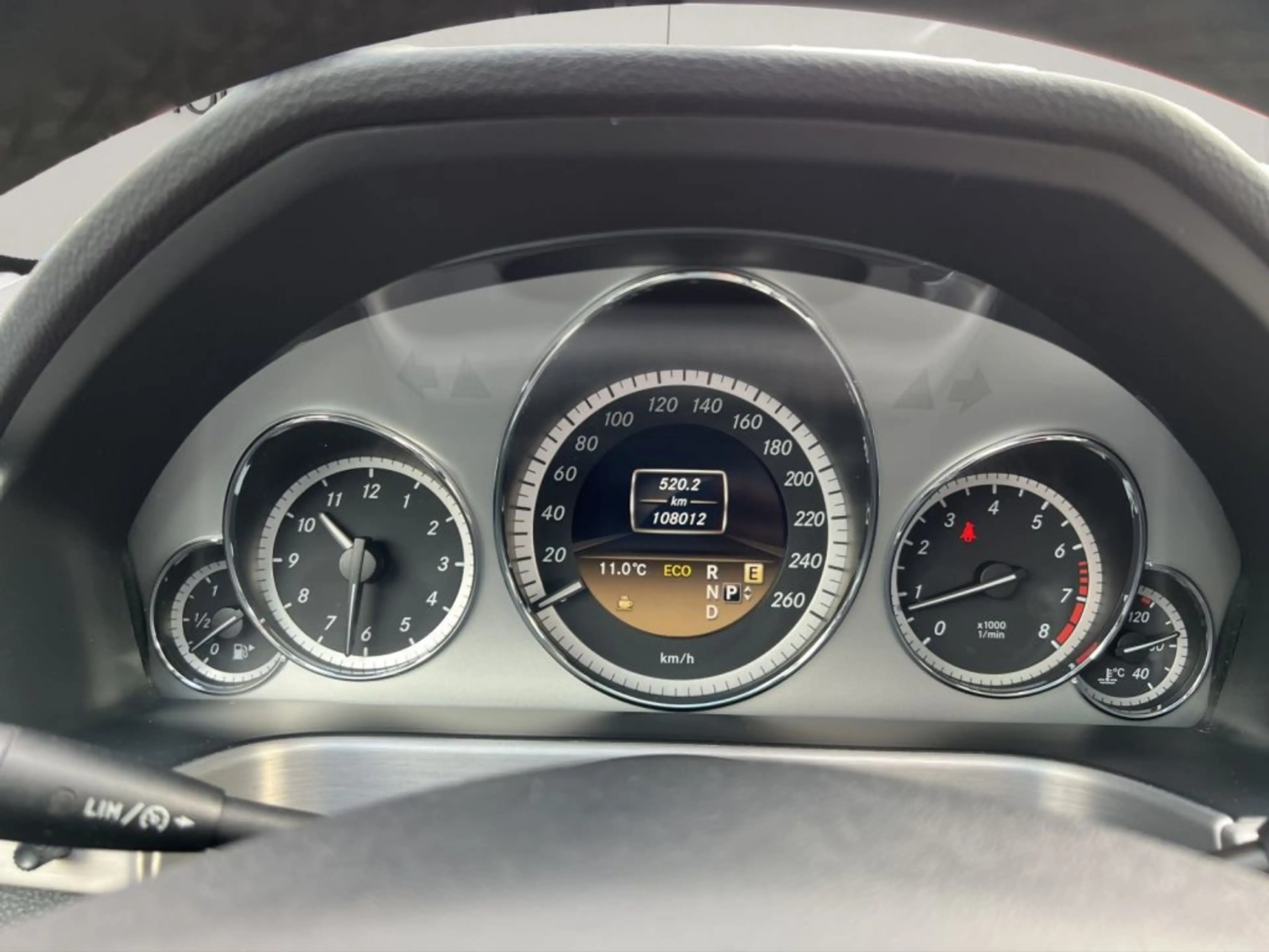 Mercedes-Benz E 250 BlueEFFICIENCY 7G-TRONIC Avantgarde XENON+ — photo 13
