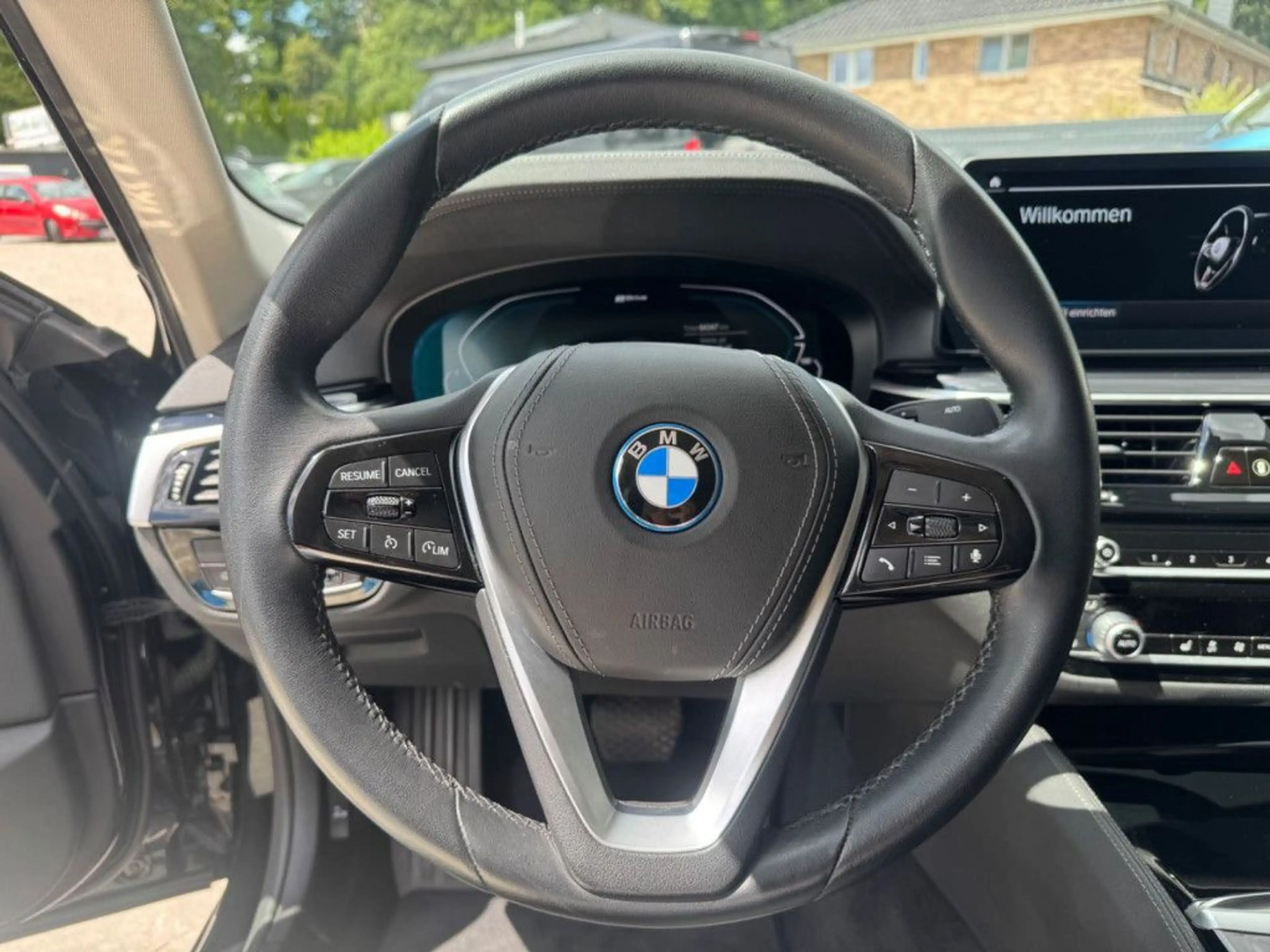BMW 520 e Aut. Luxury Line *1.Hand* — photo 9