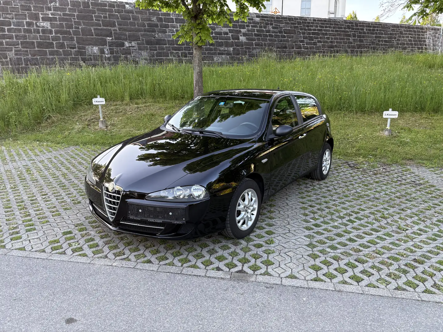 Alfa Romeo 147 1,6 Twin Spark Impression - 1