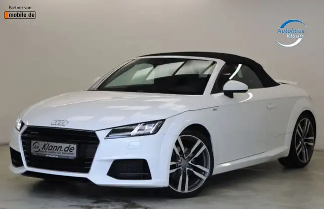 Audi TT view 4