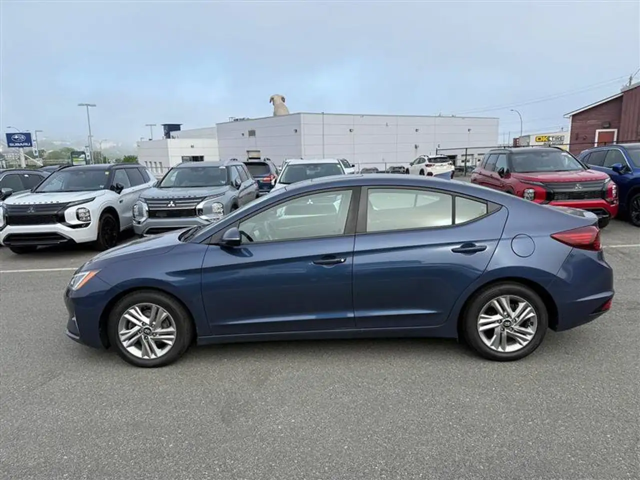 Hyundai ELANTRA снимка Hyundai ELANTRA