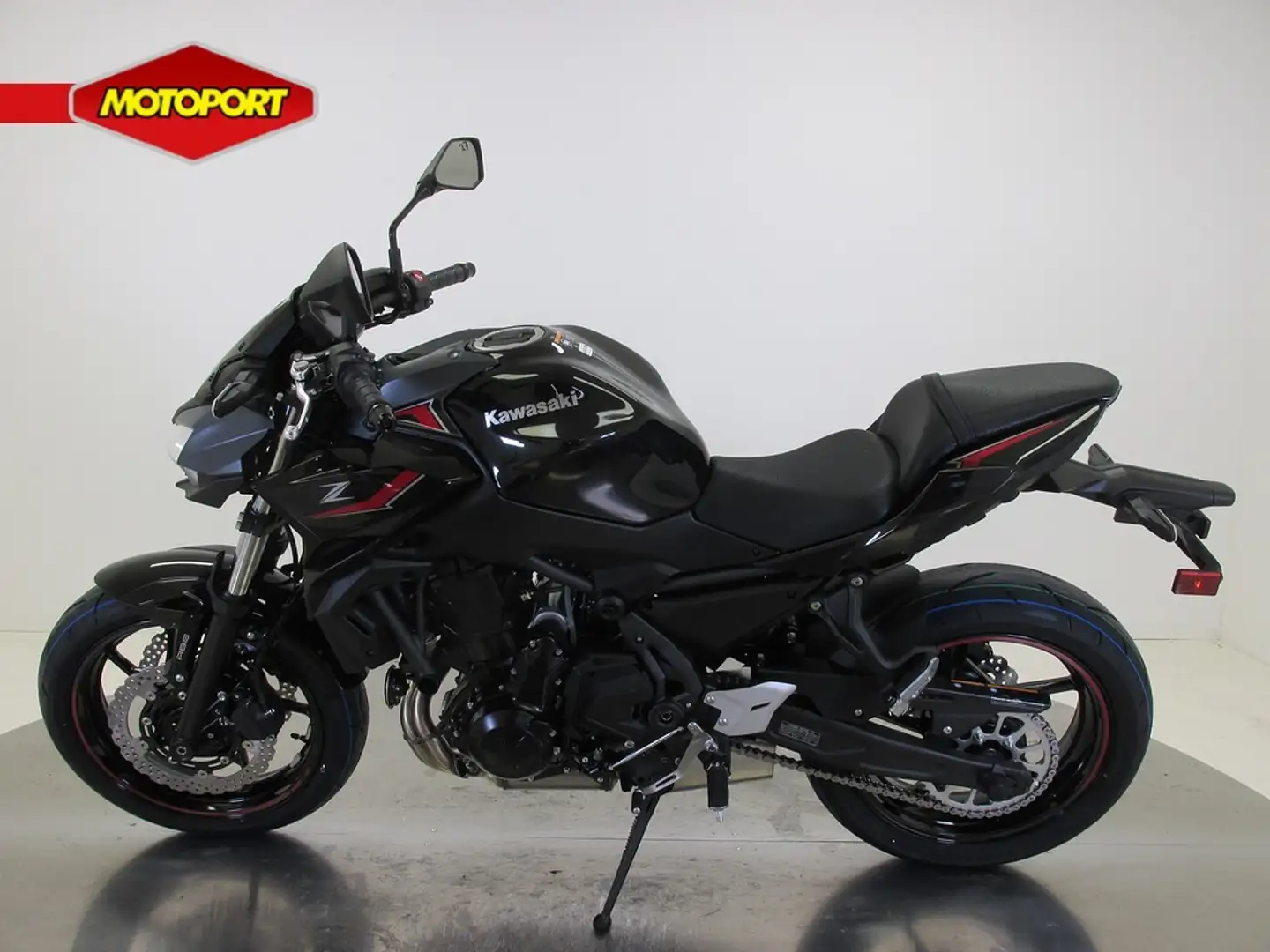 Kawasaki Z 650 ABS Šedá - 2