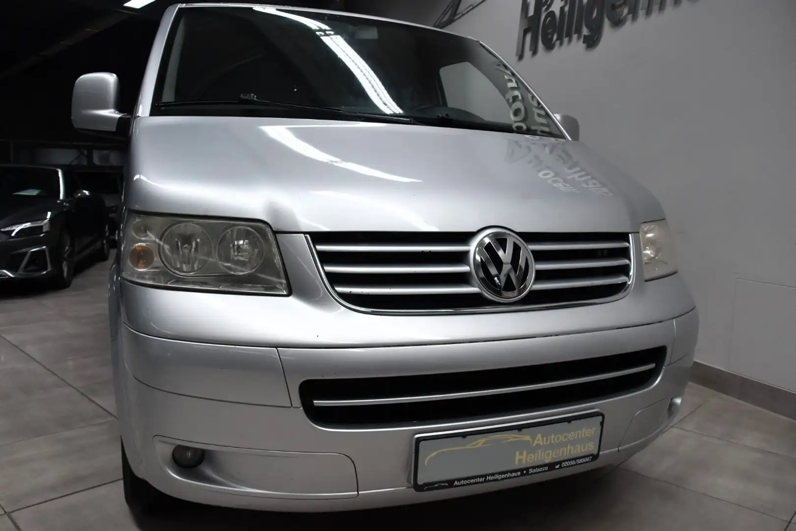 Volkswagen T5 Multivan Comfort Navi 3Z-Klima AHK 2xSchiebe Srebrny - 1