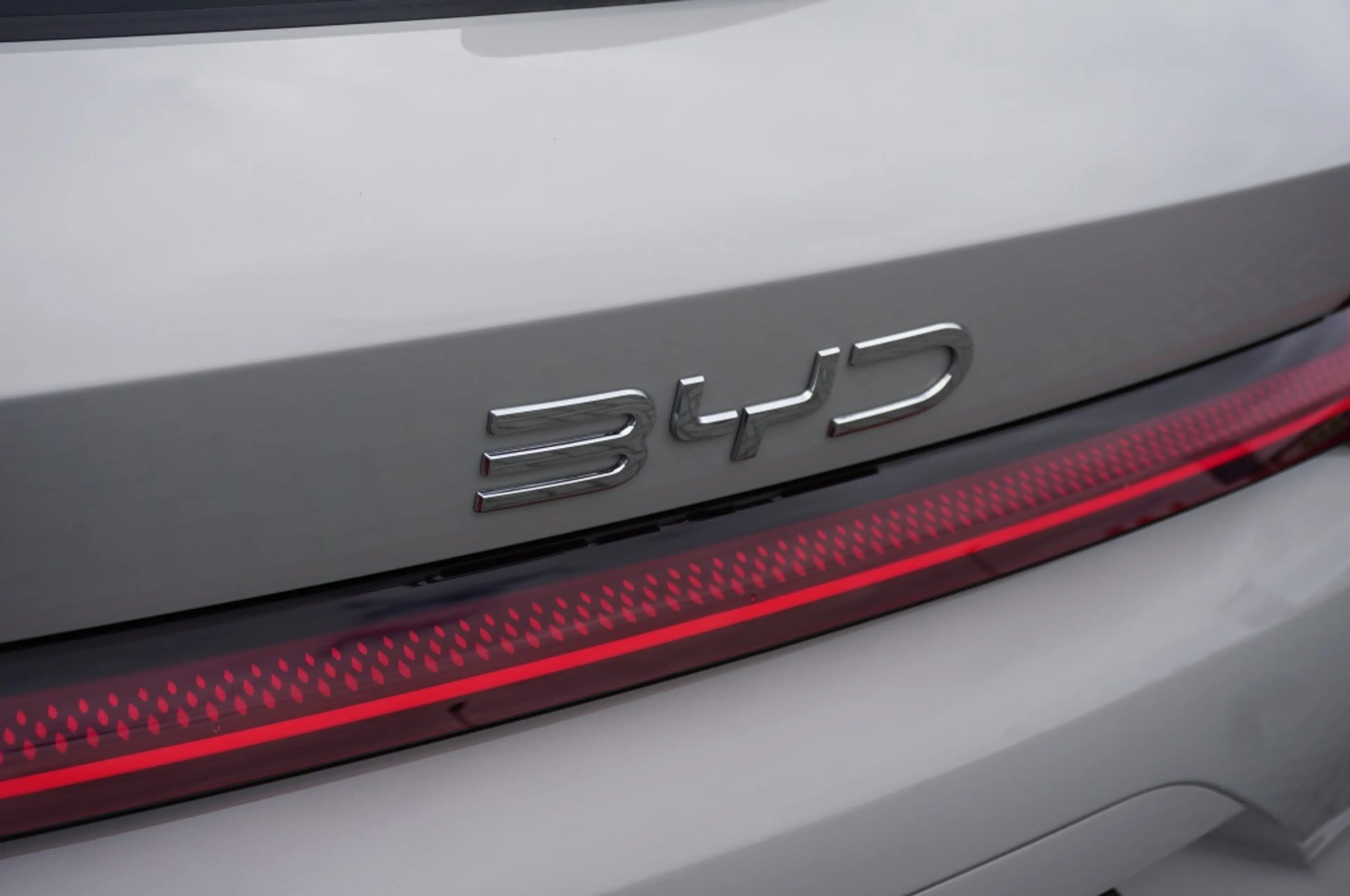 BYD Seal U 1.5 Turbo DM-i AWD Design 323 pk | 1.300 TREKGEWIC — photo 14
