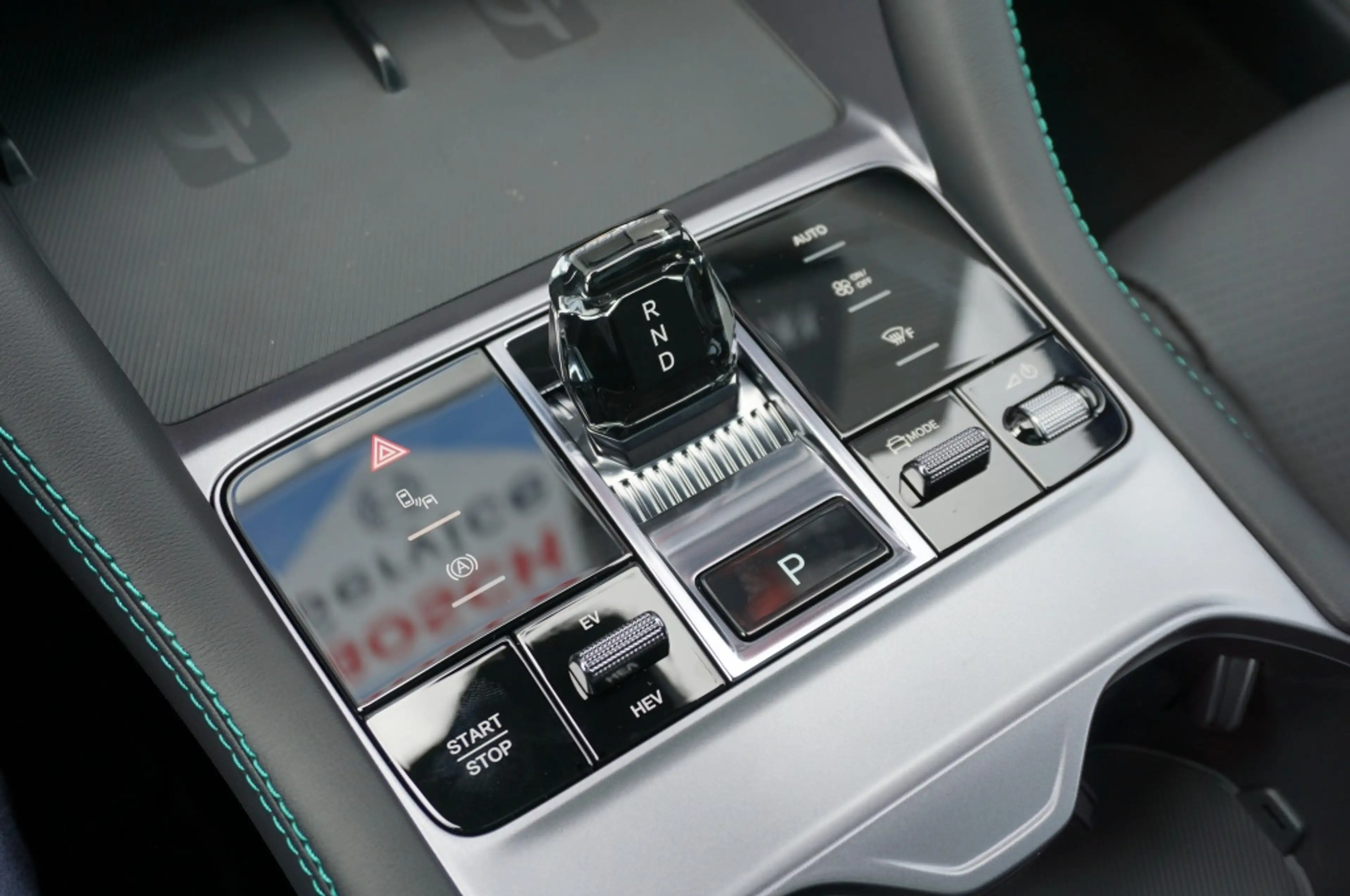 BYD Seal U 1.5 Turbo DM-i AWD Design 323 pk | 1.300 TREKGEWIC — photo 35
