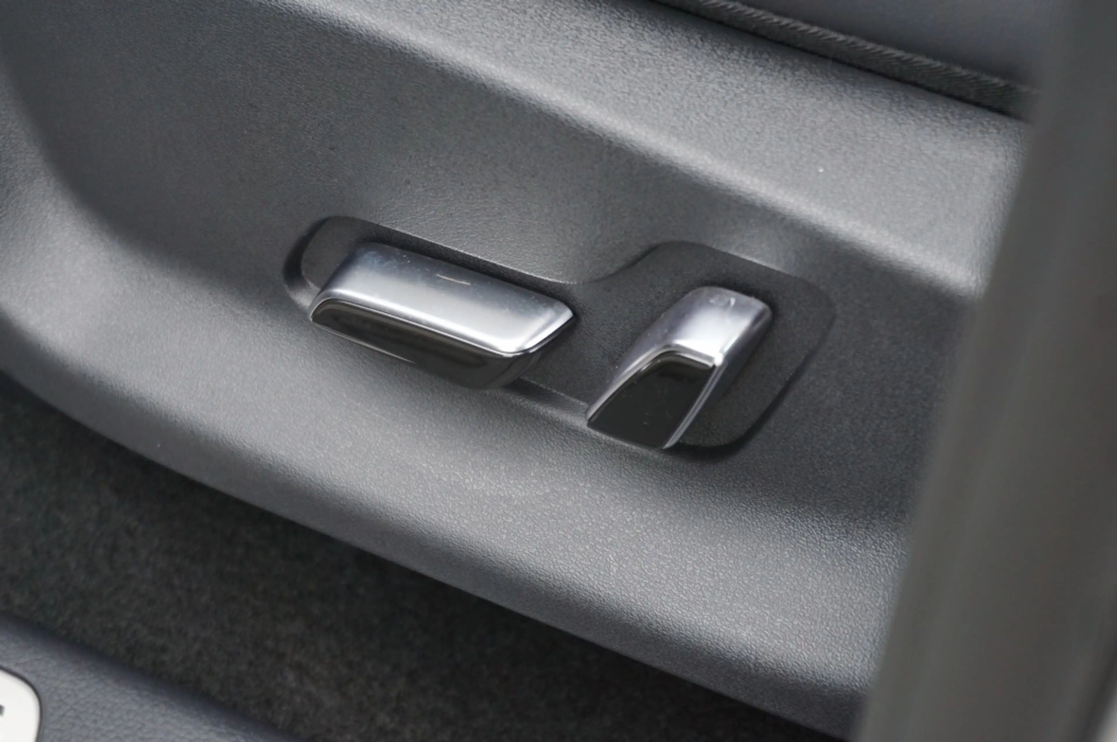 BYD Seal U 1.5 Turbo DM-i AWD Design 323 pk | 1.300 TREKGEWIC — photo 23