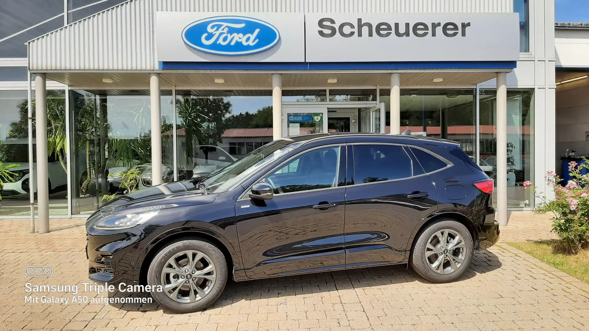 Ford Kuga ST-Line X  1,5l EcoBoost NAVI*KAMERA Schwarz - 2